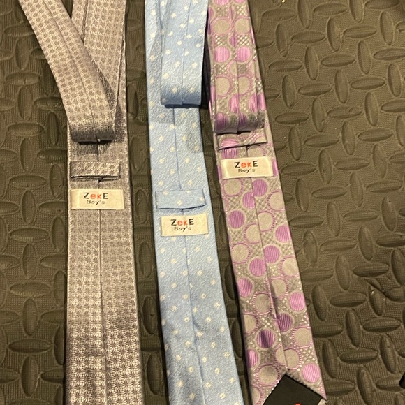 Zeke - Picture 8 of 10